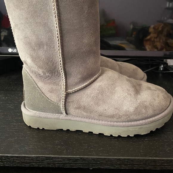 Grey Ugg Boots